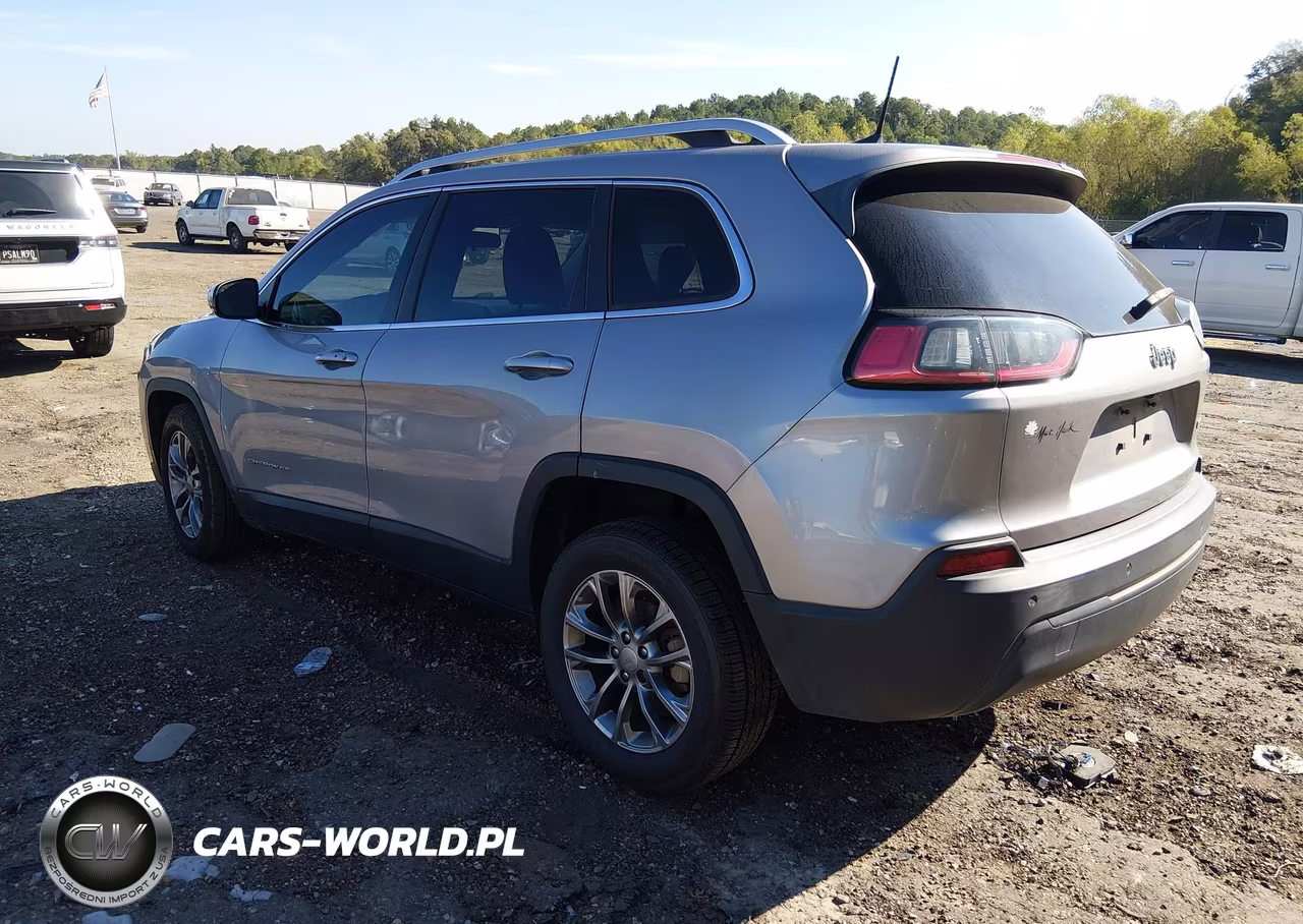 2019 Jeep Cherokee Latitude Plus Fwd VIN:1C4PJLLB7KD332037 - 3
