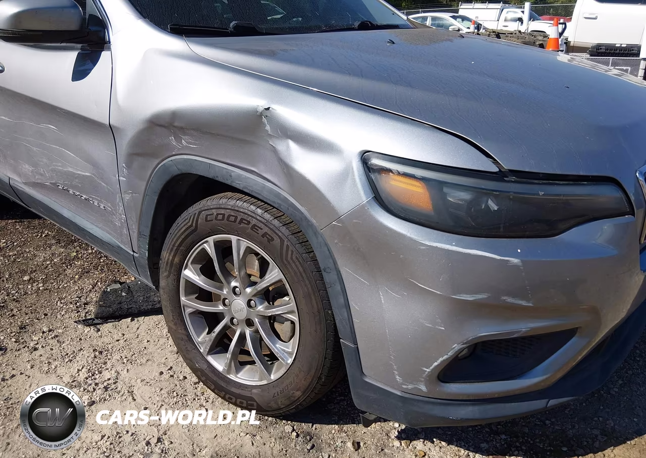 2019 Jeep Cherokee Latitude Plus Fwd VIN:1C4PJLLB7KD332037 - 6