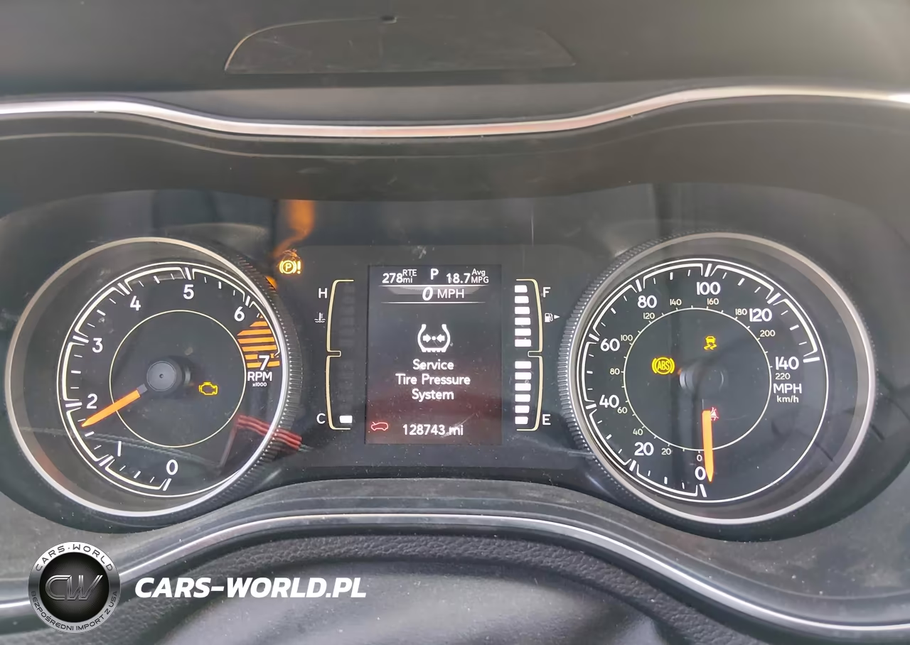 2019 Jeep Cherokee Latitude Plus Fwd VIN:1C4PJLLB7KD332037 - 7