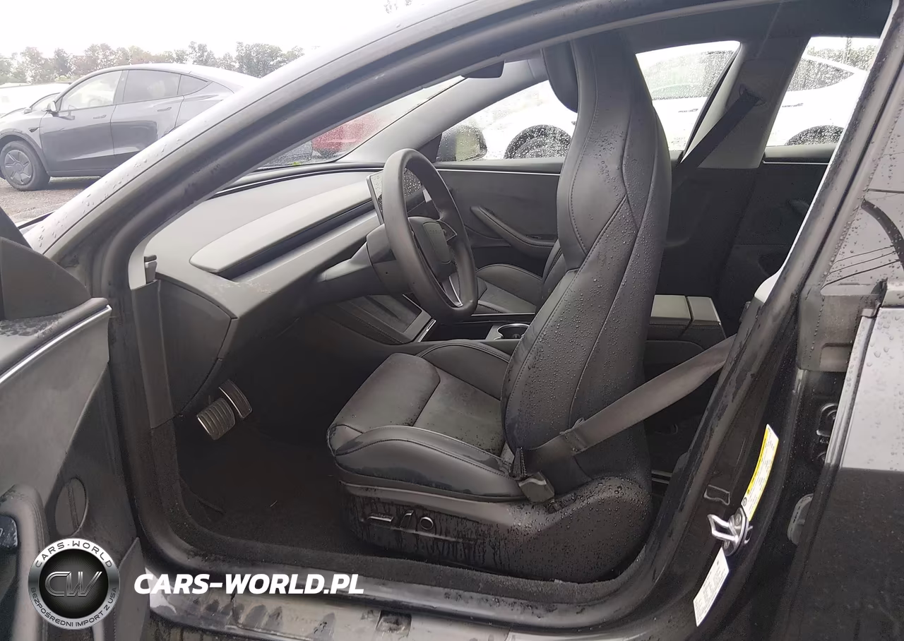 2025 Tesla Model 3 Performance All-Wheel Drive VIN:5YJ3E1ET0SF084753 - 5