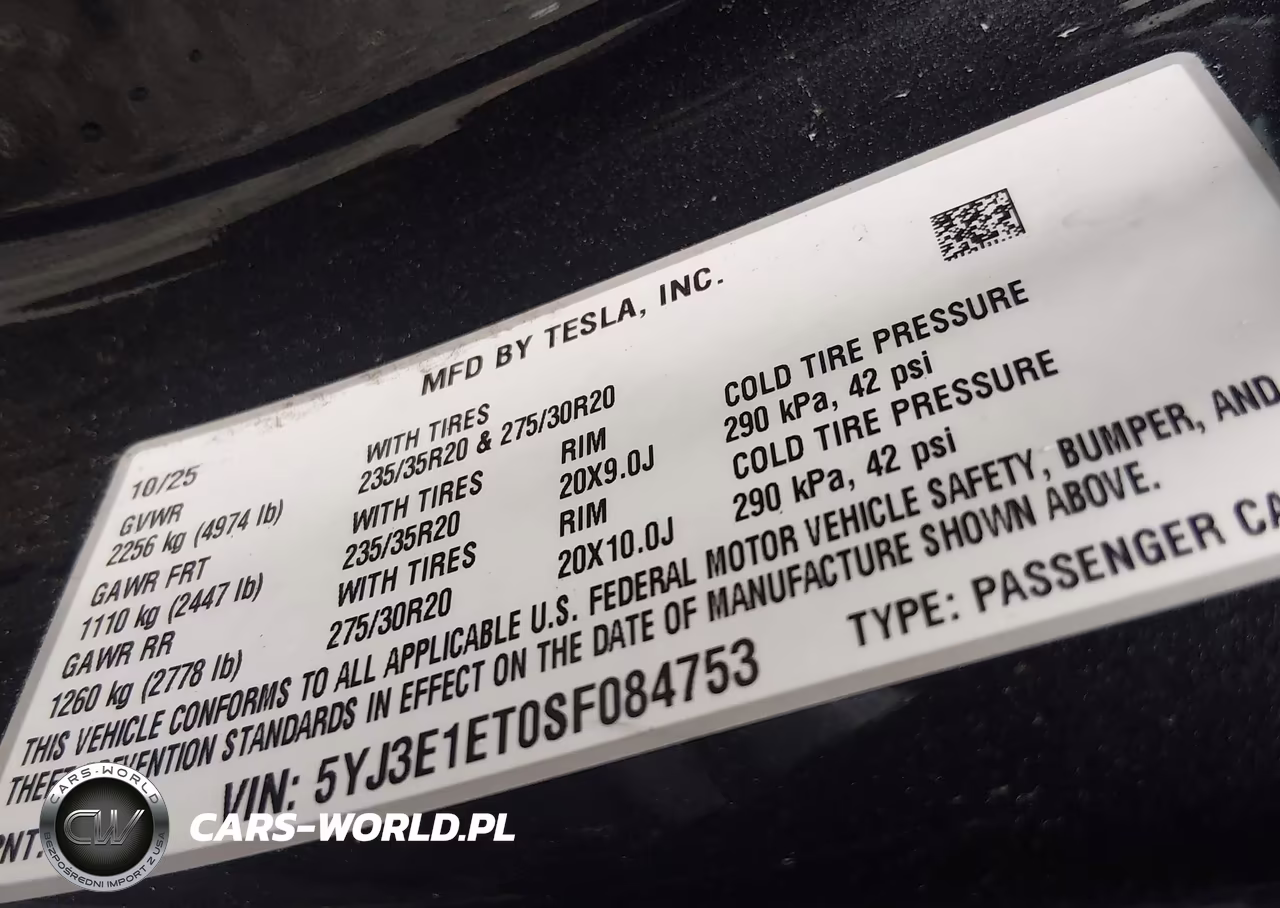 2025 Tesla Model 3 Performance All-Wheel Drive VIN:5YJ3E1ET0SF084753 - 9