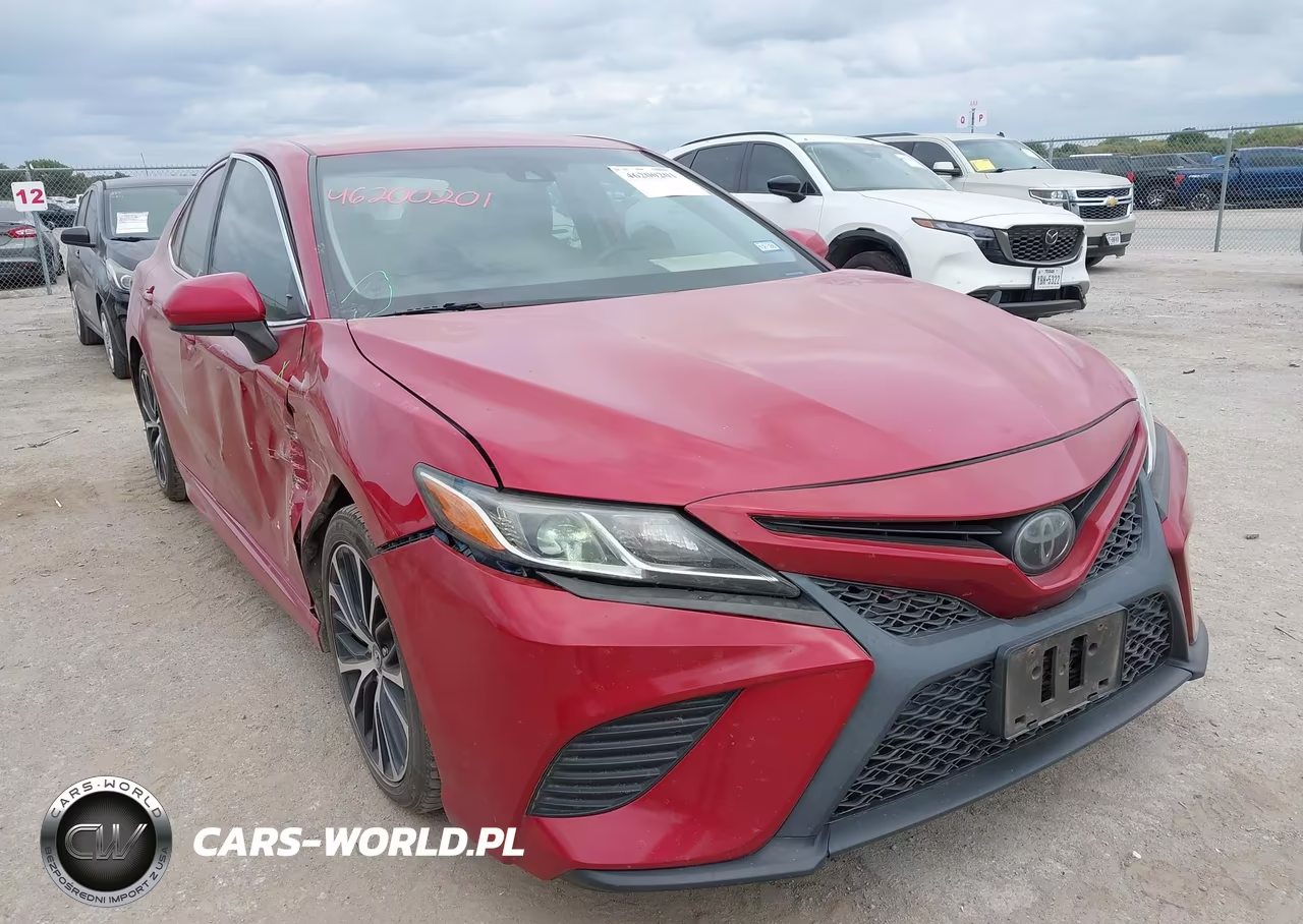 2020 Toyota Camry Se