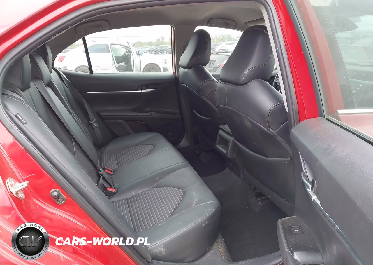 2020 Toyota Camry Se VIN:4T1G11AK3LU353360 - 8