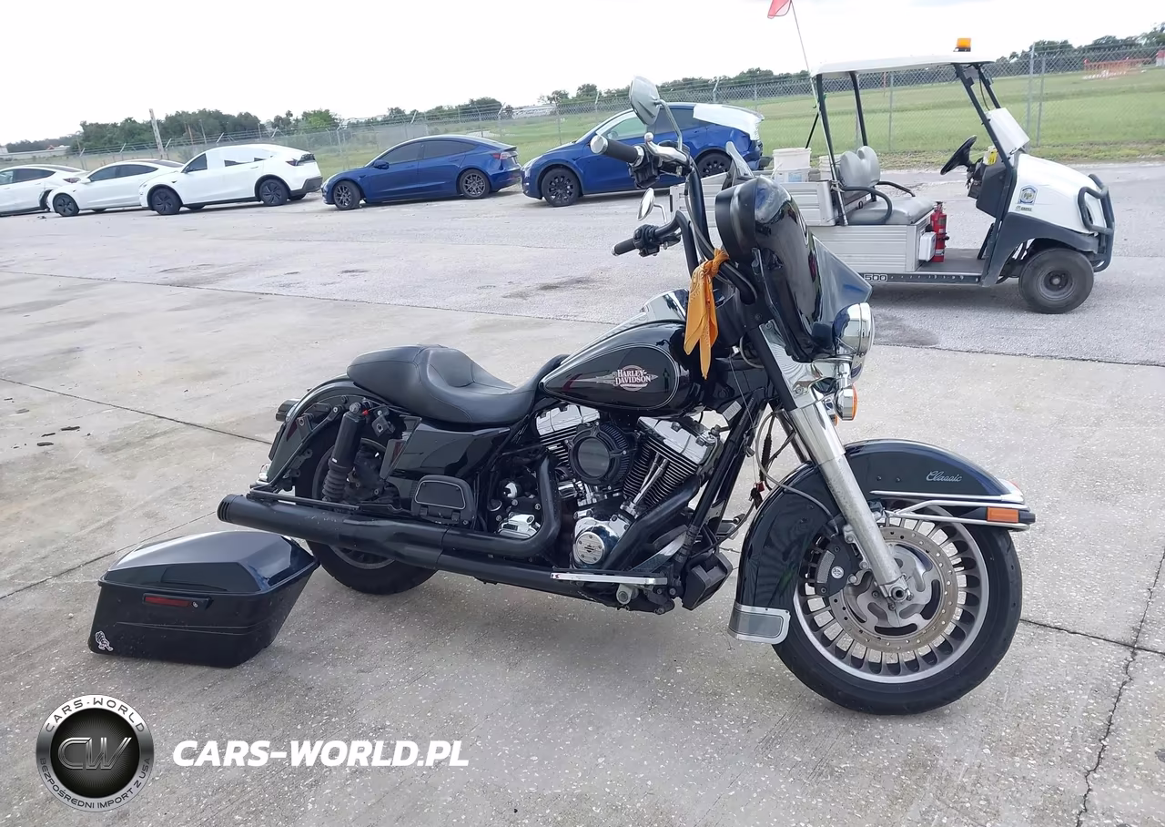 2012 Harley-Davidson Flhtc Electra Glide Classic VIN:1HD1FFM10CB658322 - 12