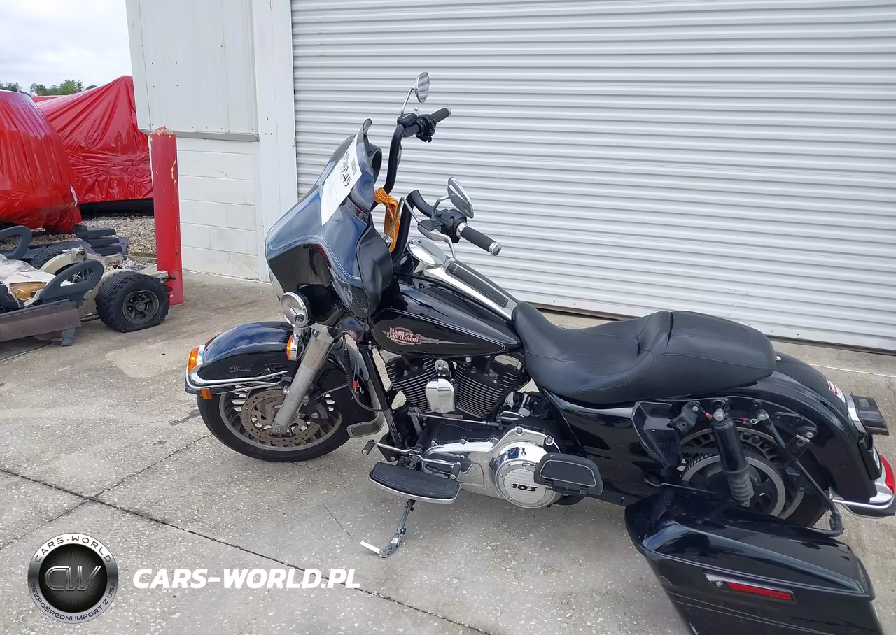 2012 Harley-Davidson Flhtc Electra Glide Classic VIN:1HD1FFM10CB658322 - 3