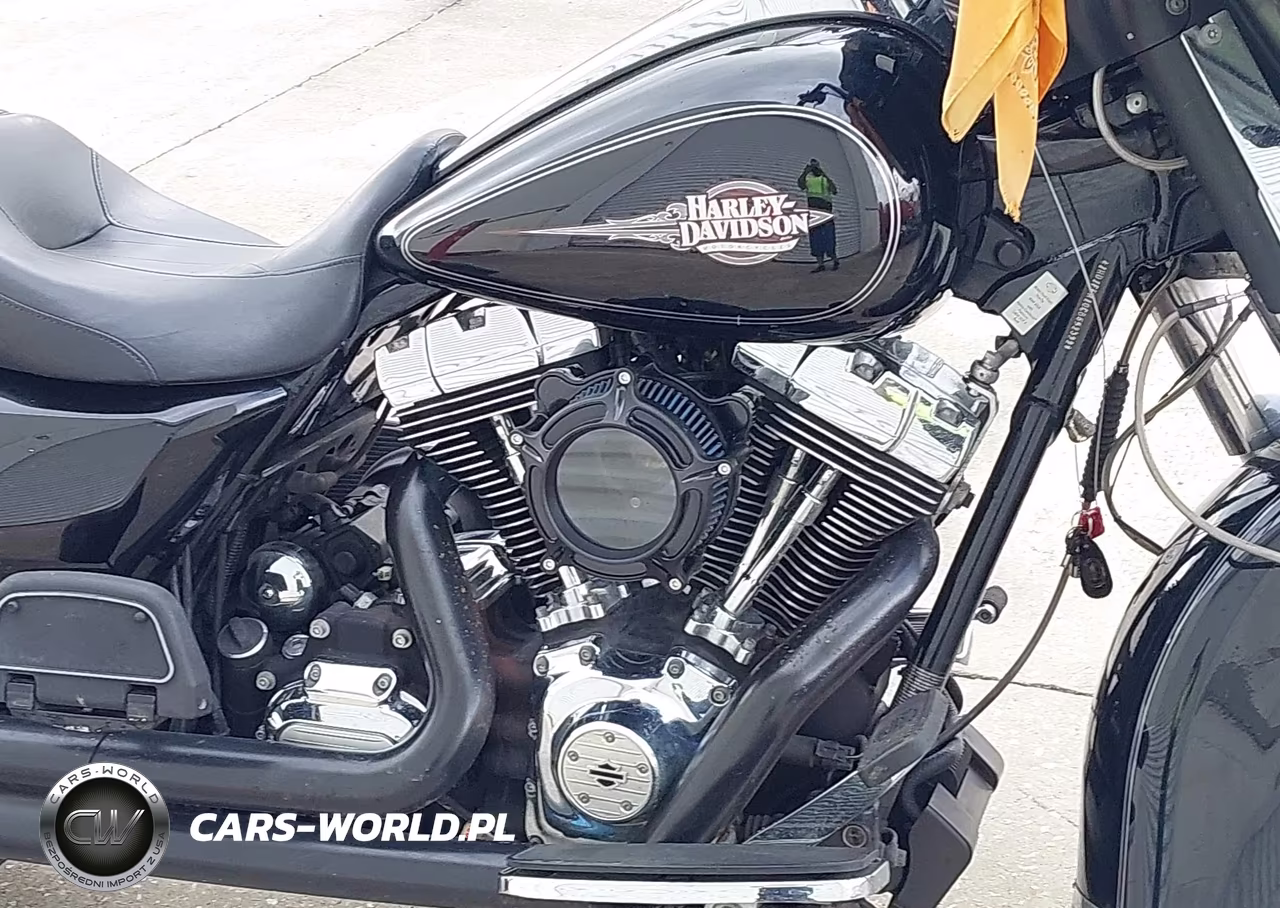 2012 Harley-Davidson Flhtc Electra Glide Classic VIN:1HD1FFM10CB658322 - 8