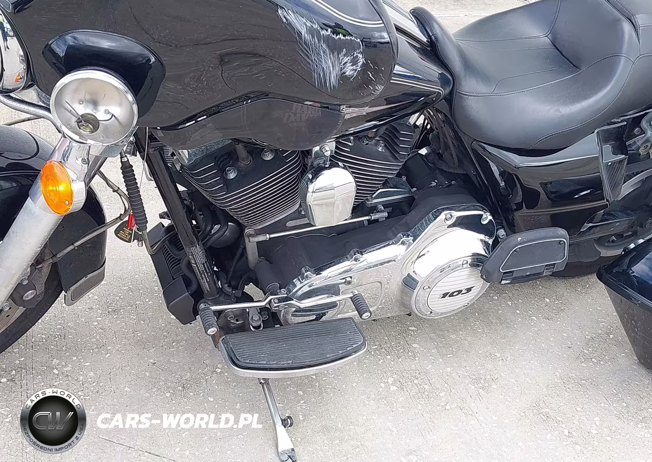 2012 Harley-Davidson Flhtc Electra Glide Classic VIN:1HD1FFM10CB658322 - 9