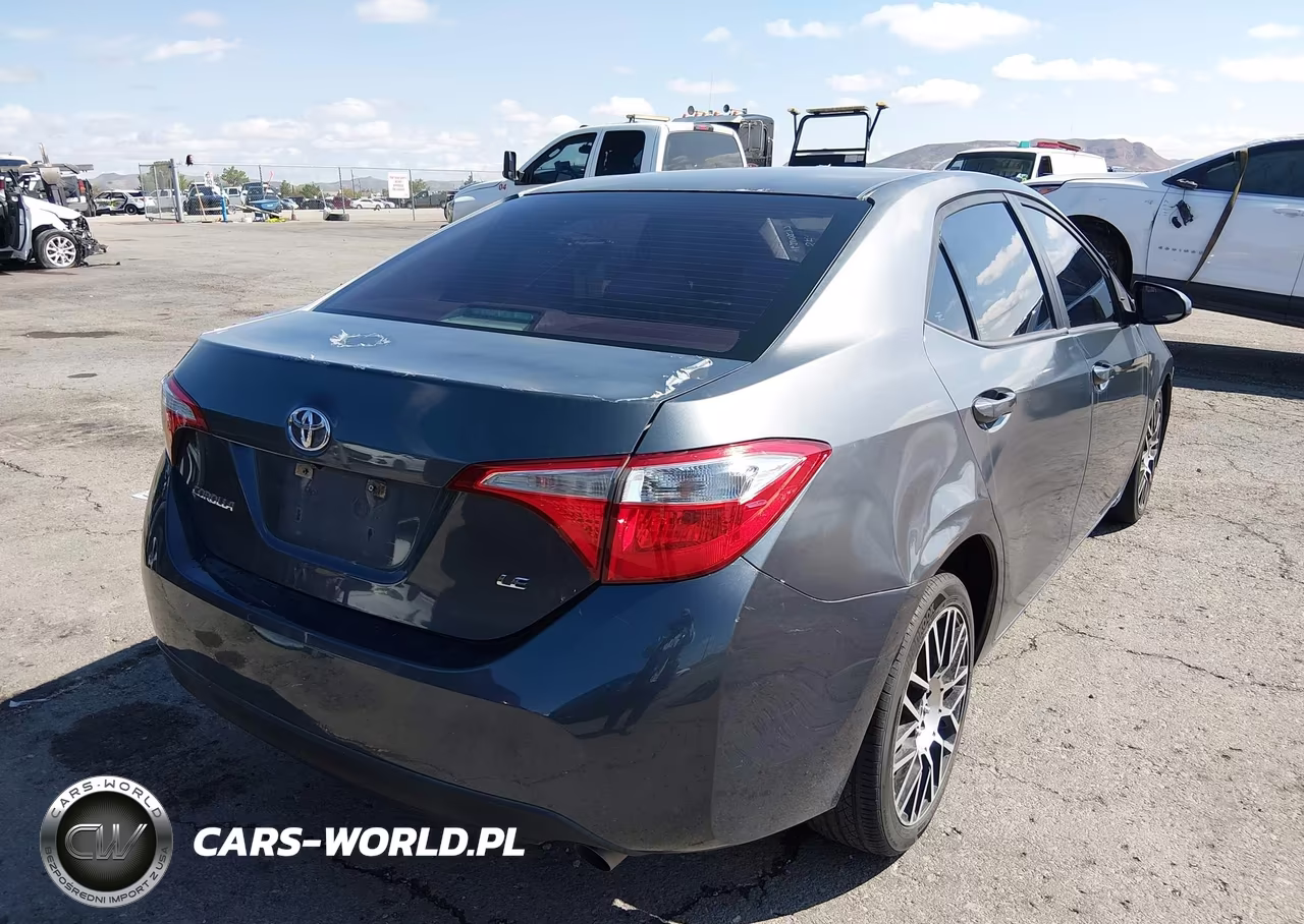 2016 Toyota Corolla Le VIN:5YFBURHE4GP441048 - 4