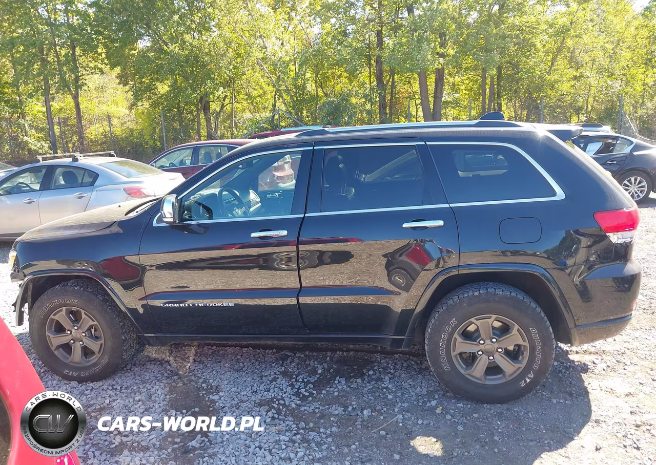 2016 Jeep Grand Cherokee Overland VIN:1C4RJFCG2GC452749 - 14