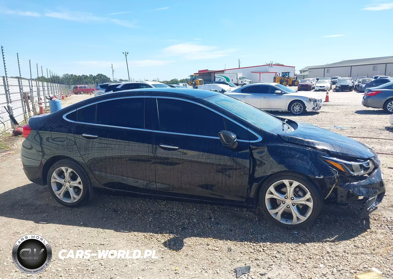 2018 Chevrolet Cruze Premier Auto VIN:1G1BF5SM0J7138580 - 13