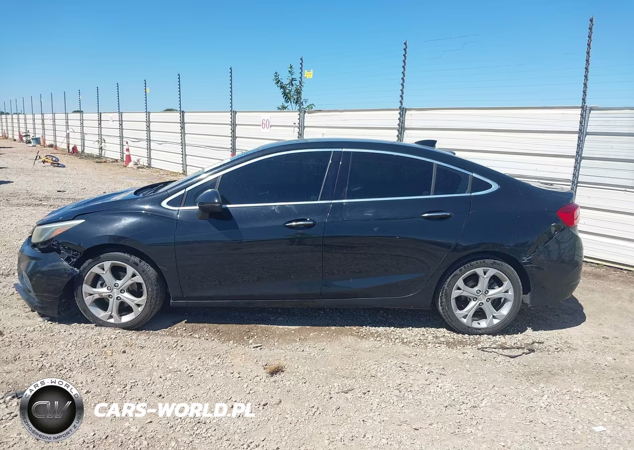 2018 Chevrolet Cruze Premier Auto VIN:1G1BF5SM0J7138580 - 14