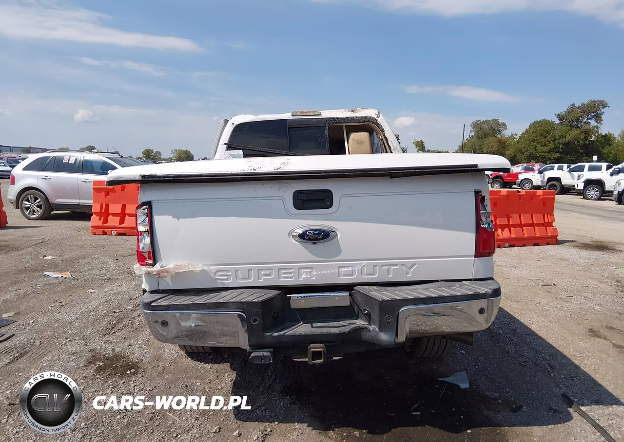2015 Ford Super Duty F-250 Srw Lariat VIN:1FT7W2BTXFEC61616 - 15