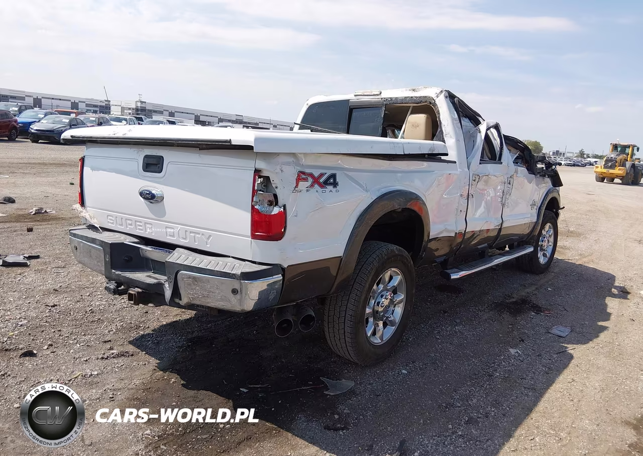 2015 Ford Super Duty F-250 Srw Lariat VIN:1FT7W2BTXFEC61616 - 4