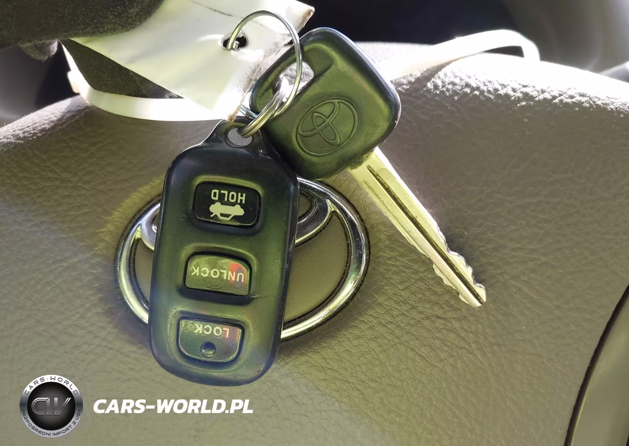 2005 Toyota Camry Le VIN:4T1BE32K55U038300 - 11