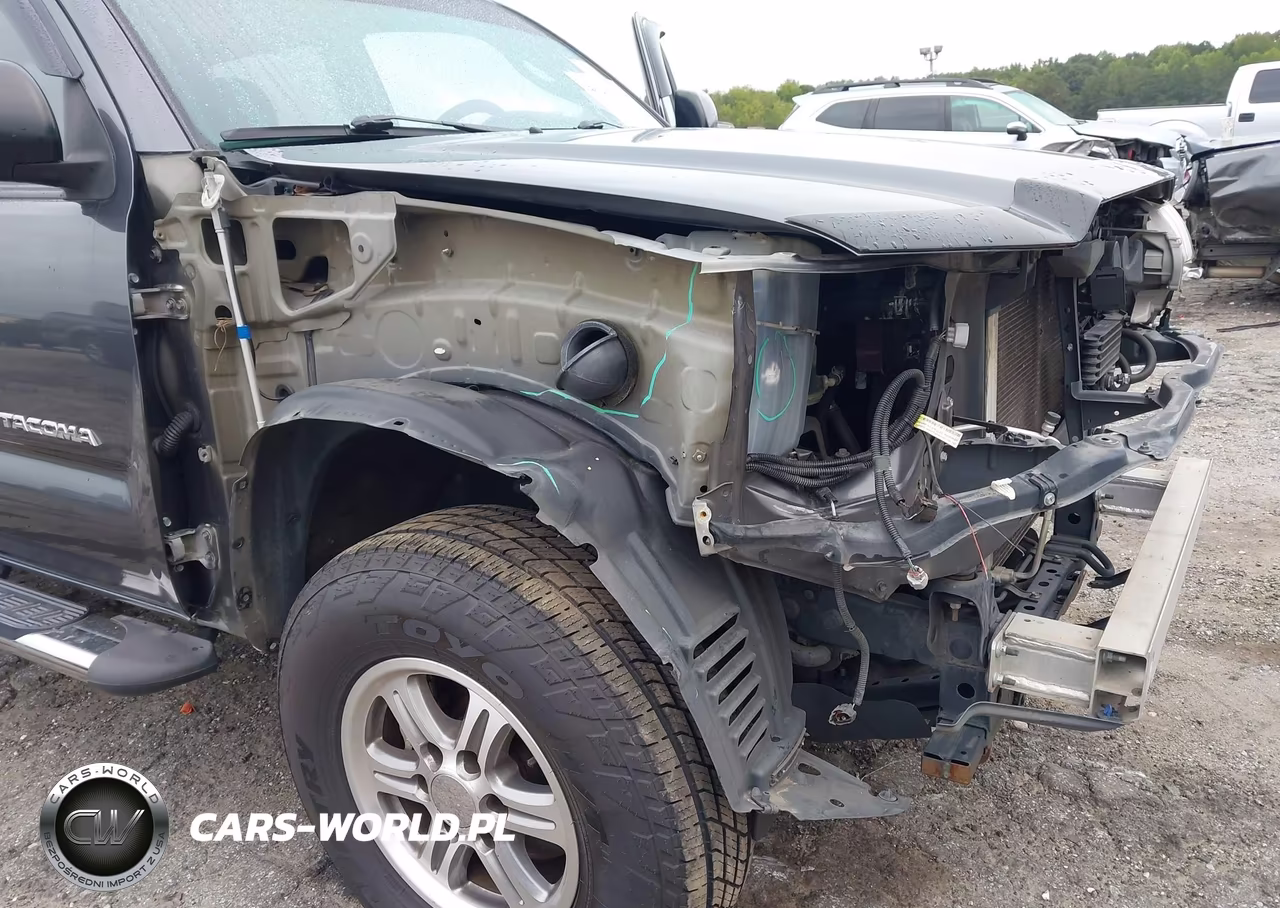 2015 Toyota Tacoma Prerunner V6 VIN:3TMJU4GN1FM175767 - 18