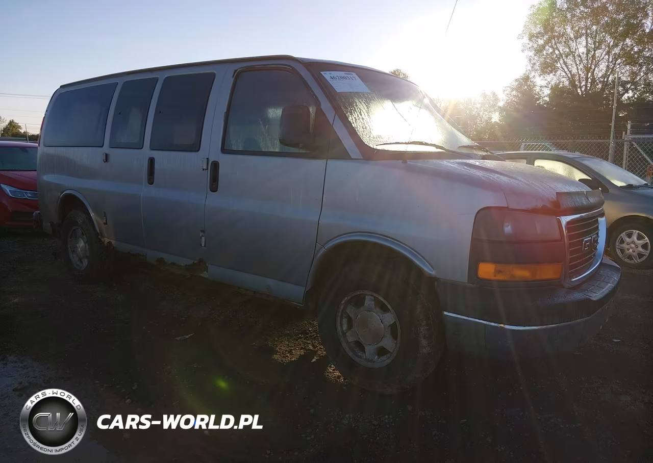 2005 GMC Savana Standard