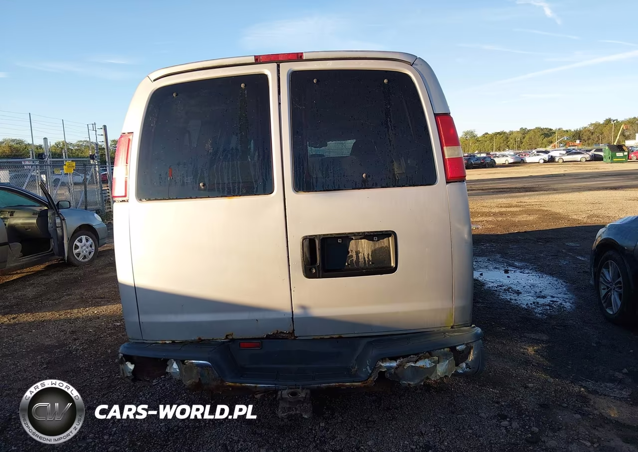 2005 GMC Savana Standard VIN:1GKFH15T451176308 - 16