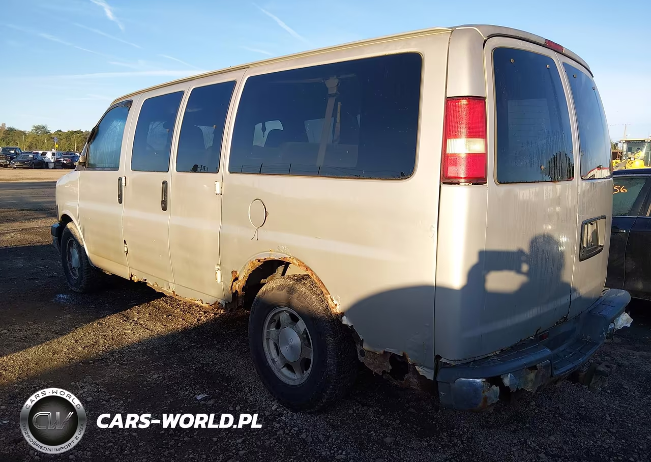 2005 GMC Savana Standard VIN:1GKFH15T451176308 - 3