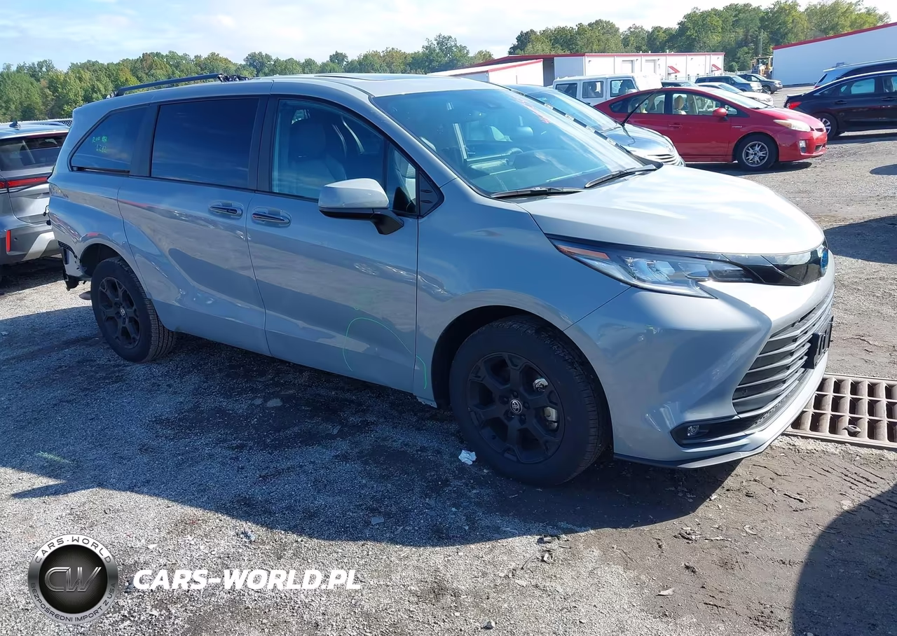 2025 Toyota Sienna Woodland Edition