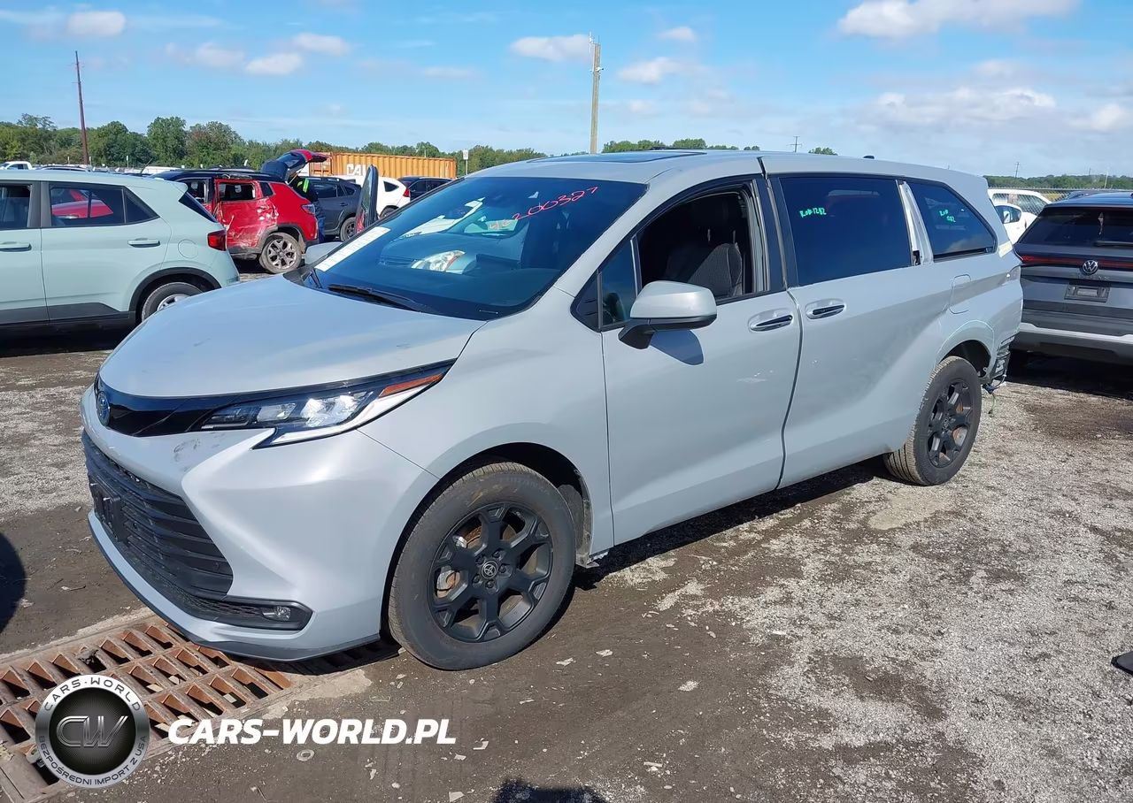 2025 Toyota Sienna Woodland Edition VIN:5TDCSKFC1SS200874 - 2