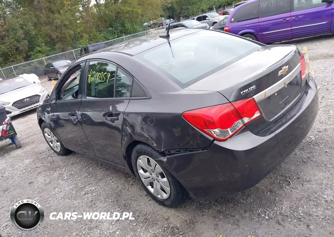2014 Chevrolet Cruze Ls Auto VIN:1G1PA5SH0E7184830 - 3