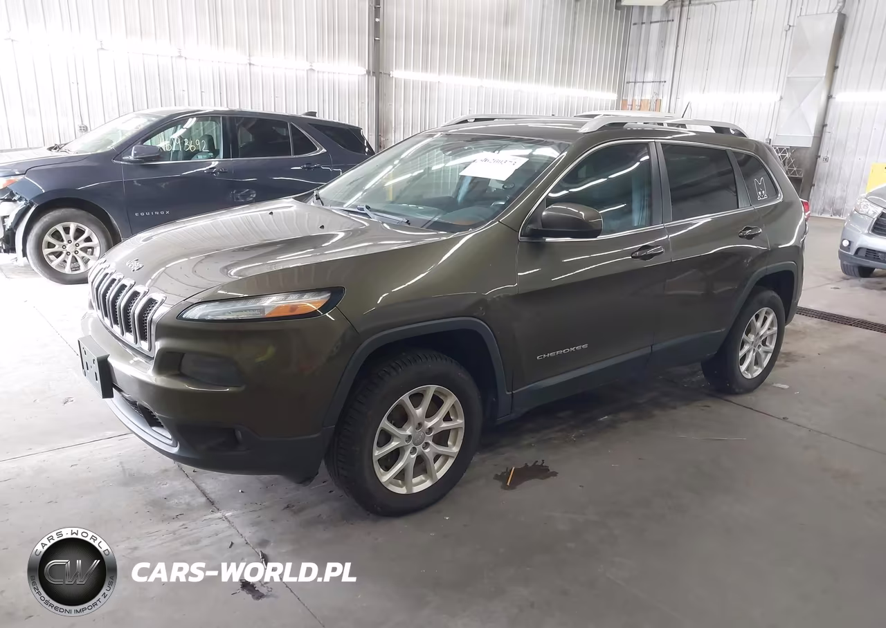 2014 Jeep Cherokee Latitude VIN:1C4PJMCB2EW230045 - 2