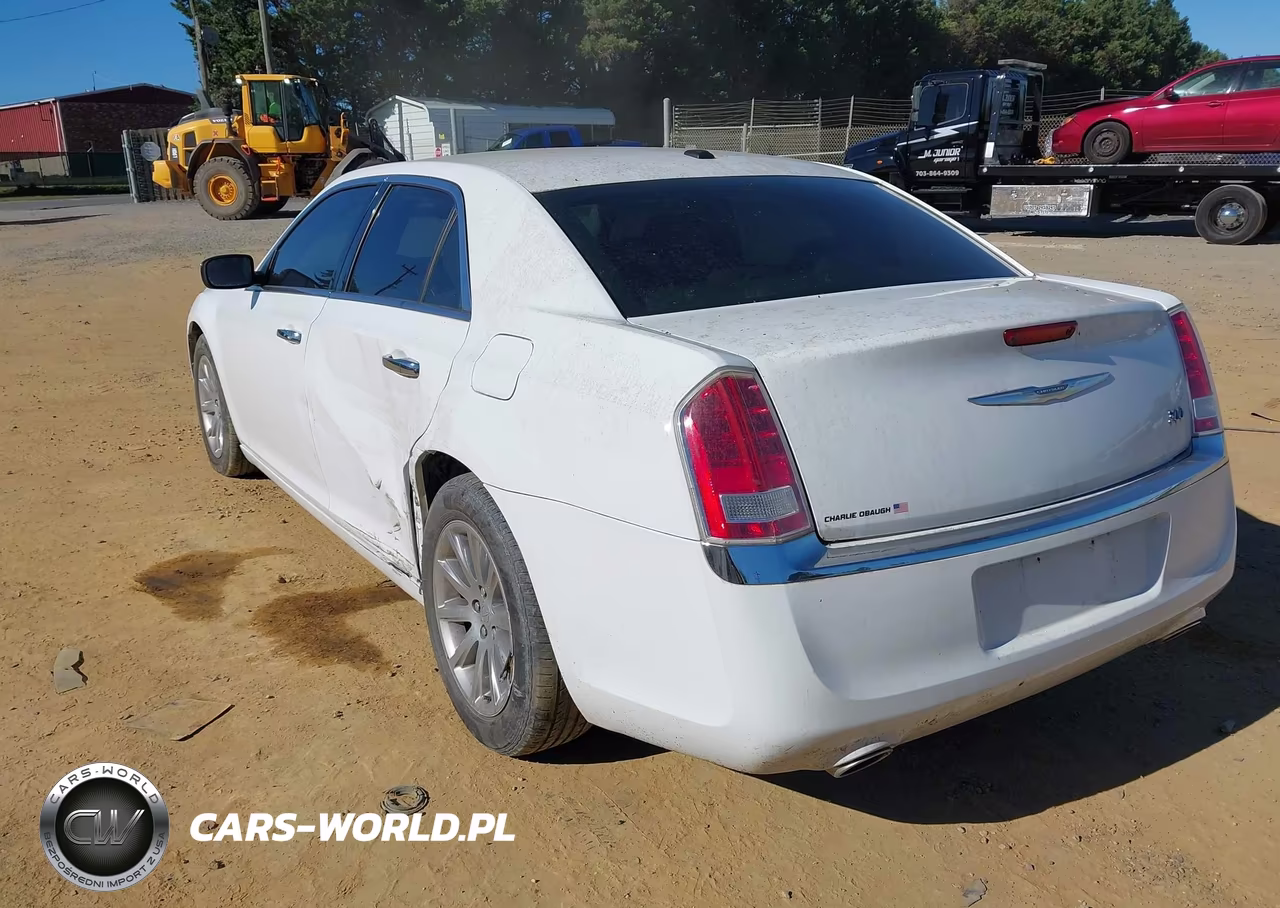 2012 Chrysler 300 Limited VIN:2C3CCACG7CH307883 - 3
