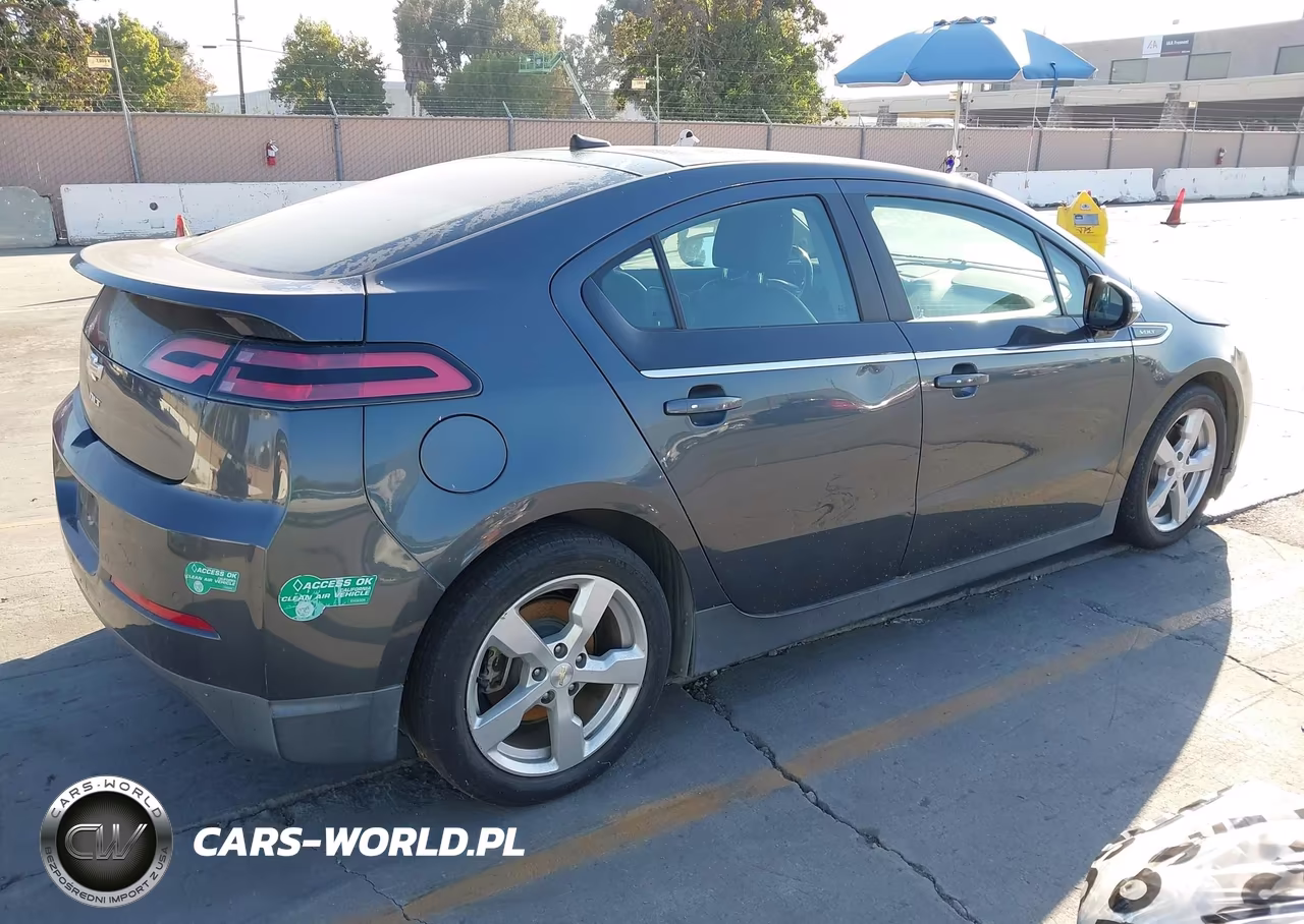 2013 Chevrolet Volt VIN:1G1RH6E42DU109856 - 4