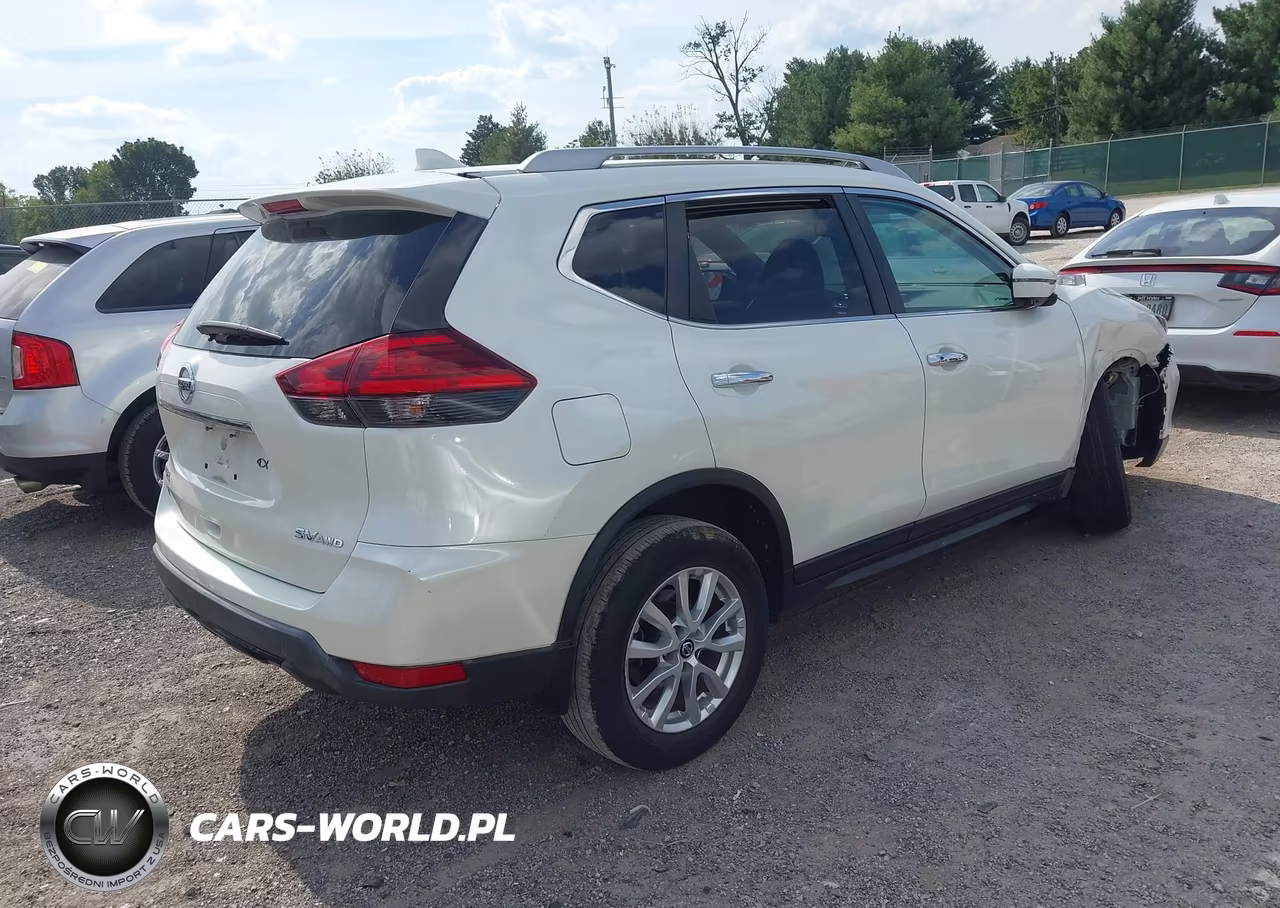2017 Nissan Rogue Sv VIN:5N1AT2MV2HC881089 - 4
