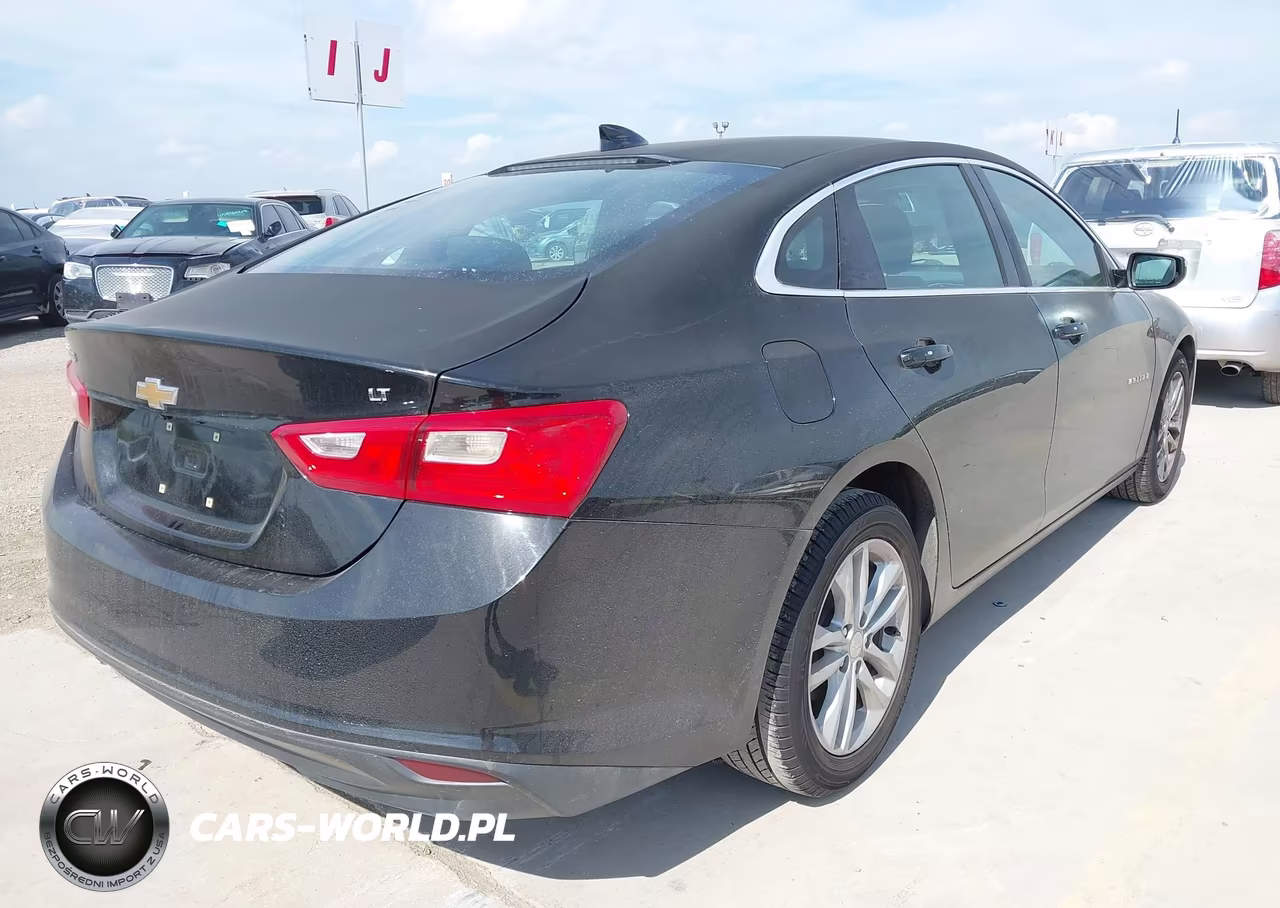 2016 Chevrolet Malibu 1Lt VIN:1G1ZE5ST8GF240331 - 4