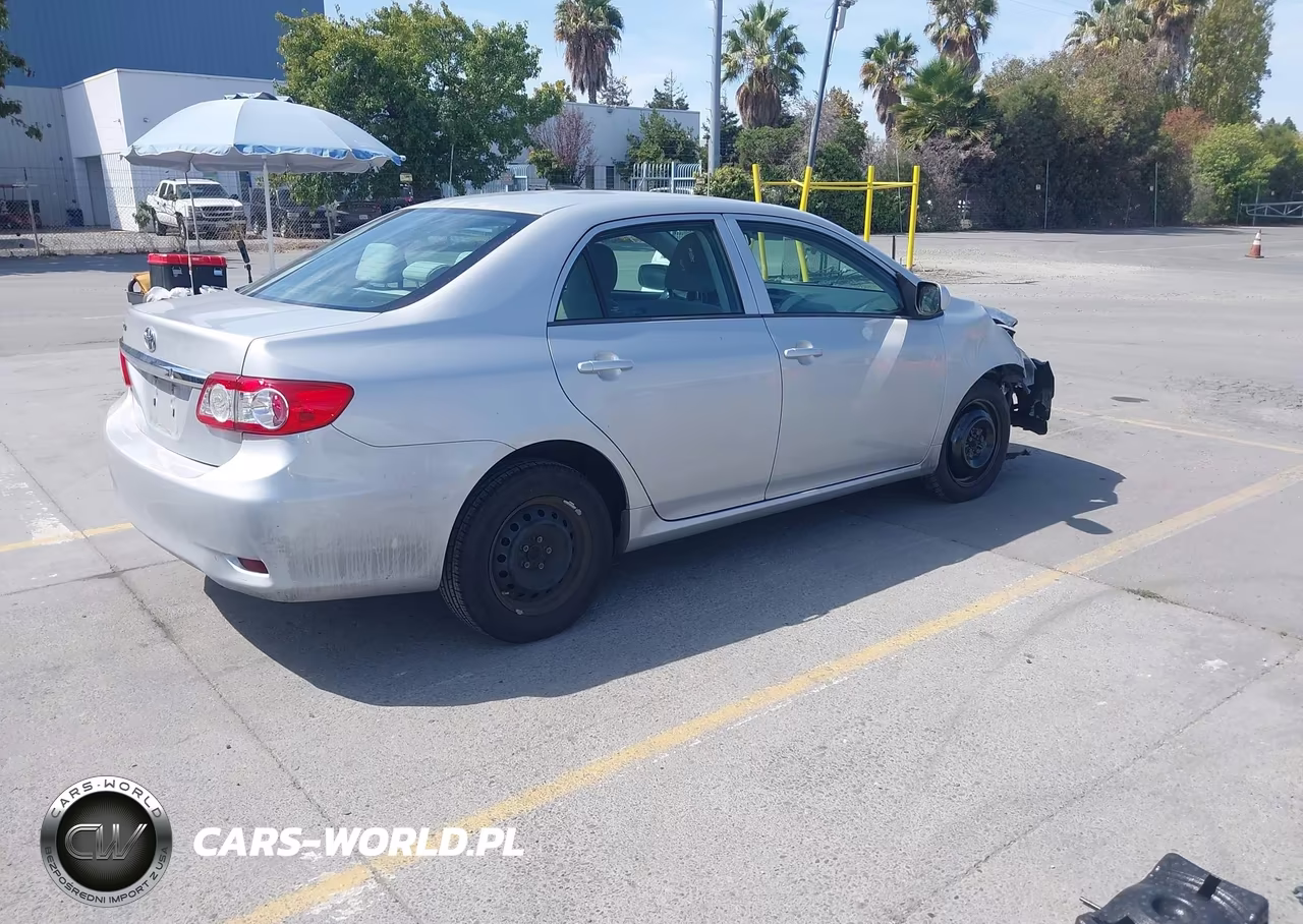 2013 Toyota Corolla L VIN:2T1BU4EE2DC108916 - 4