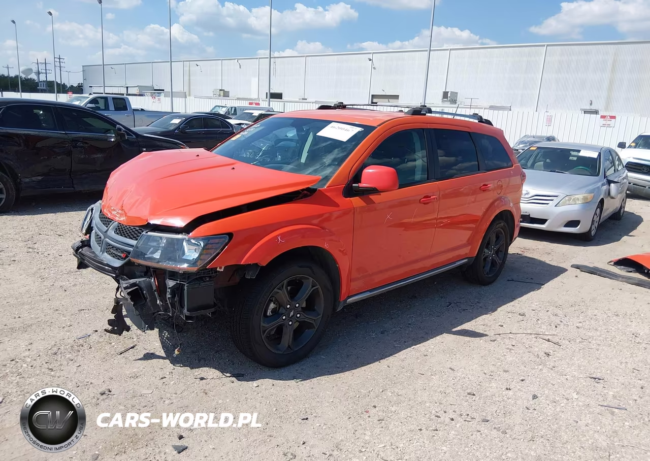 2018 Dodge Journey Crossroad VIN:3C4PDCGB8JT277382 - 2