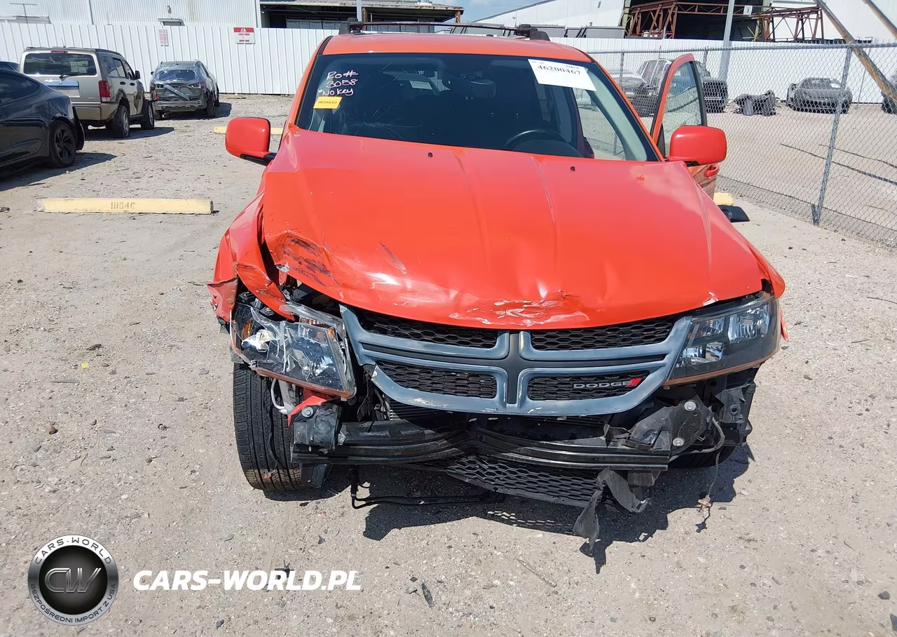 2018 Dodge Journey Crossroad VIN:3C4PDCGB8JT277382 - 6