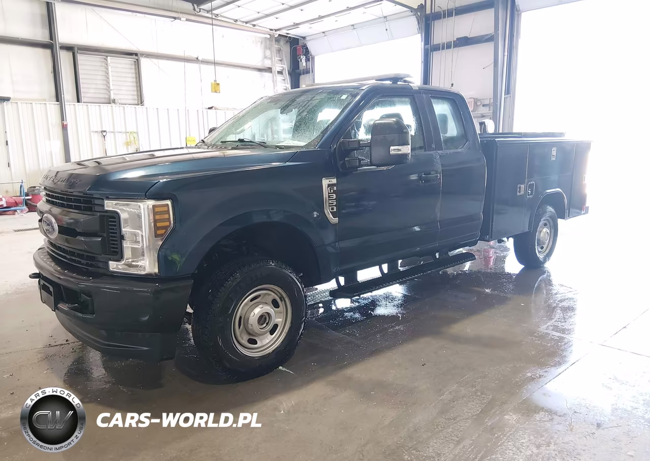 2019 Ford Super Duty F-350 Srw Xl VIN:1FD8X3B6XKEC15906 - 2