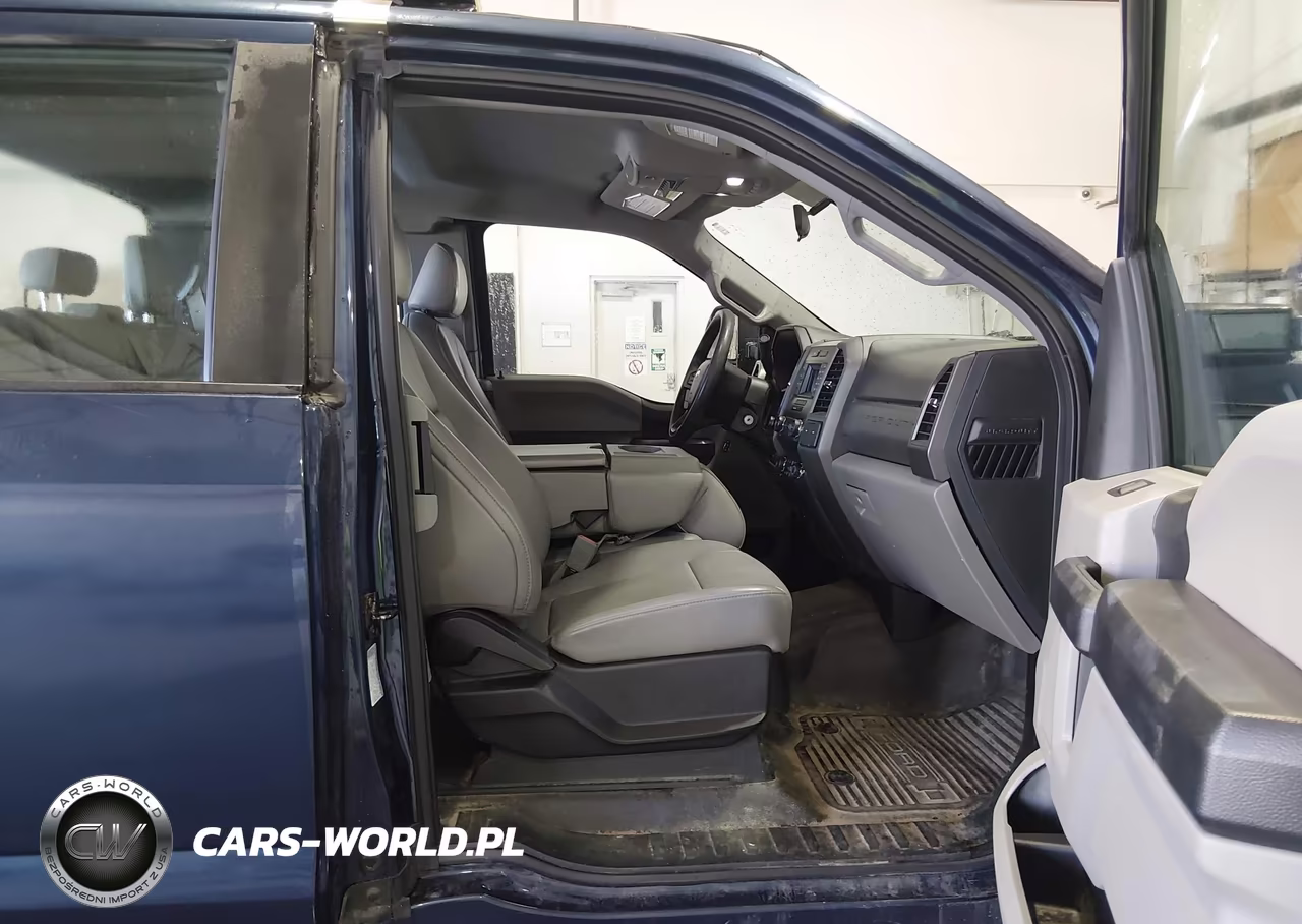 2019 Ford Super Duty F-350 Srw Xl VIN:1FD8X3B6XKEC15906 - 5