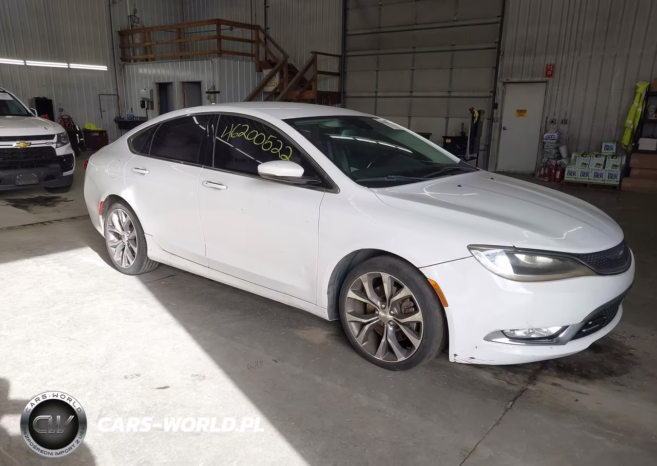 2015 Chrysler 200 C VIN:1C3CCCCBXFN529622 - 1