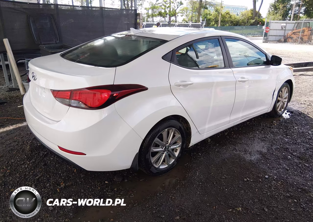 2015 Hyundai Elantra Se VIN:5NPDH4AE2FH629105 - 4