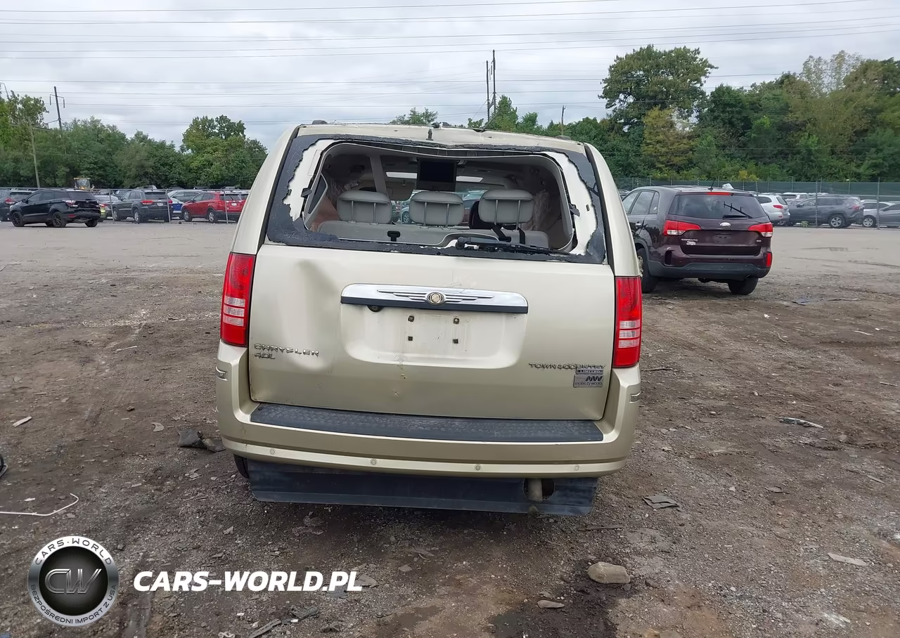 2010 Chrysler Town & Country Limited VIN:2A4RR6DX1AR501228 - 17