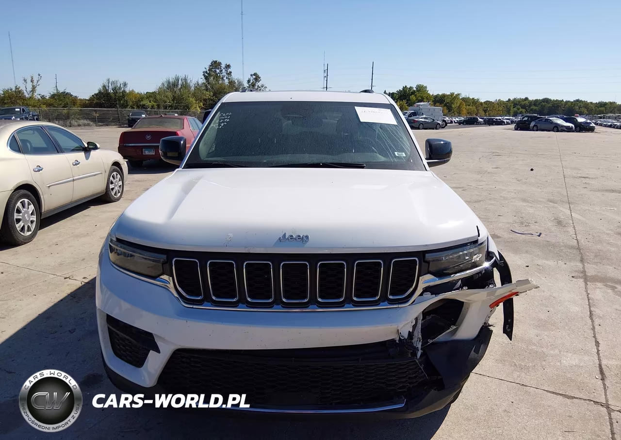 2024 Jeep Grand Cherokee Laredo X 4X4 VIN:1C4RJHAGXR8593282 - 11