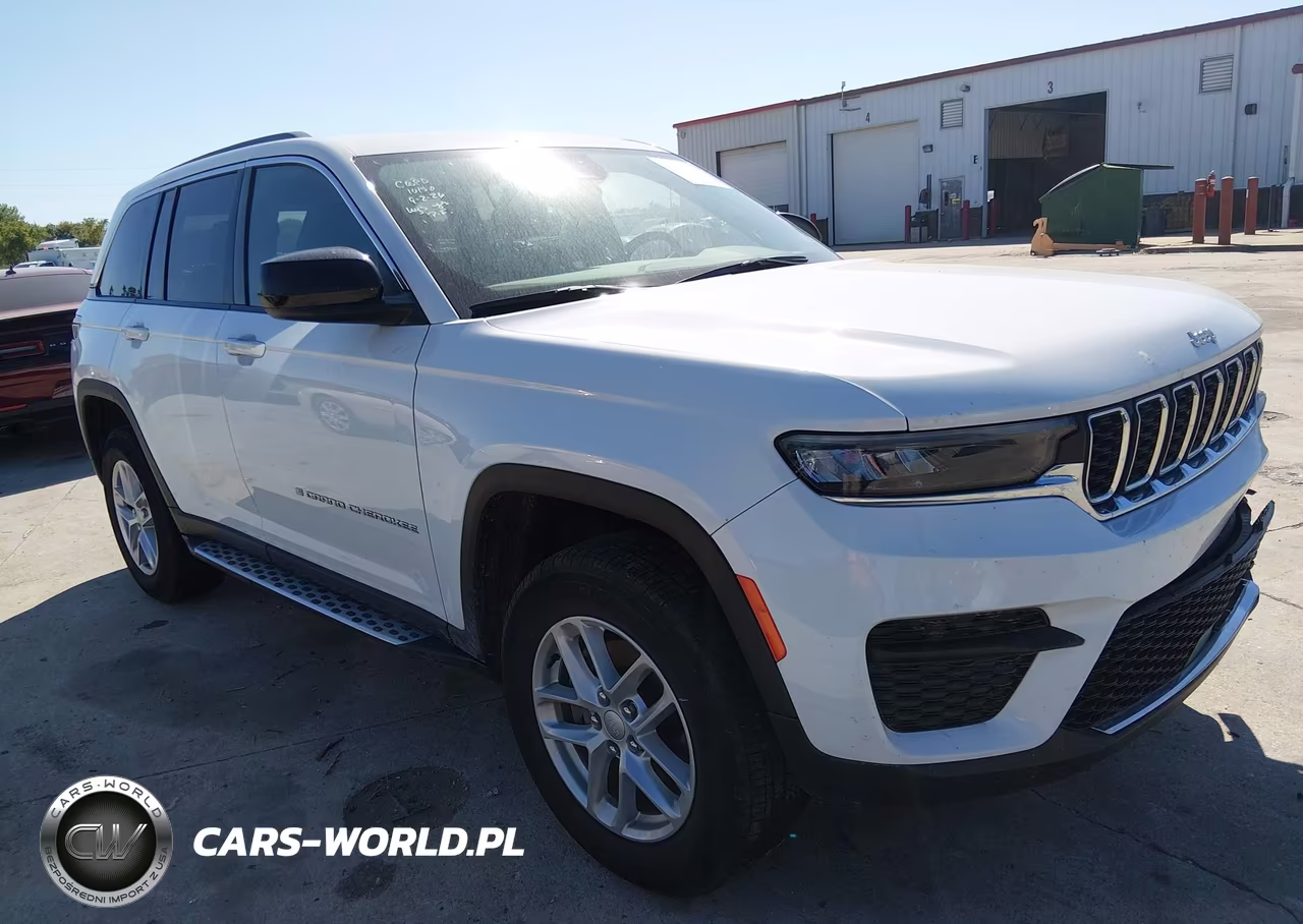 2024 Jeep Grand Cherokee Laredo X 4X4 VIN:1C4RJHAGXR8593282 - 16