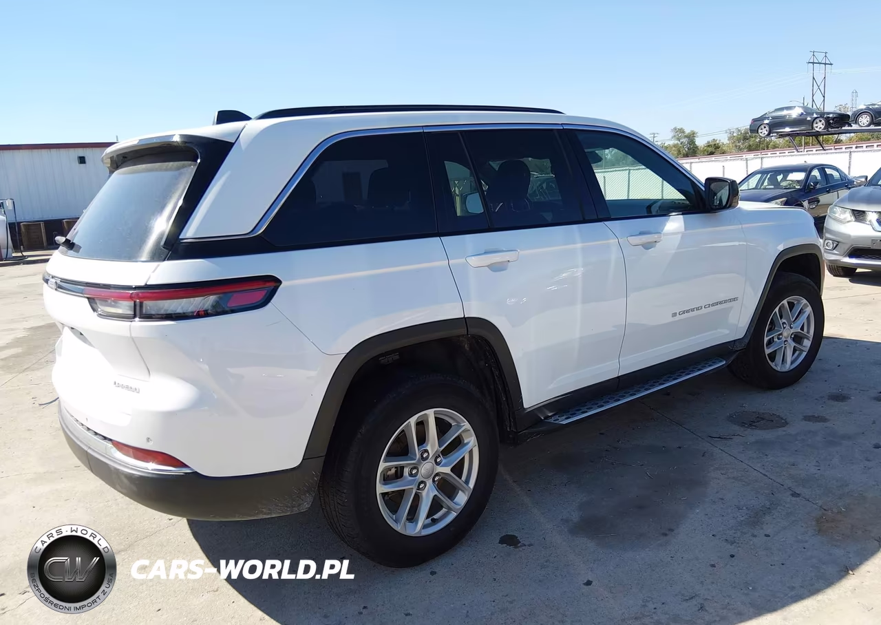 2024 Jeep Grand Cherokee Laredo X 4X4 VIN:1C4RJHAGXR8593282 - 4