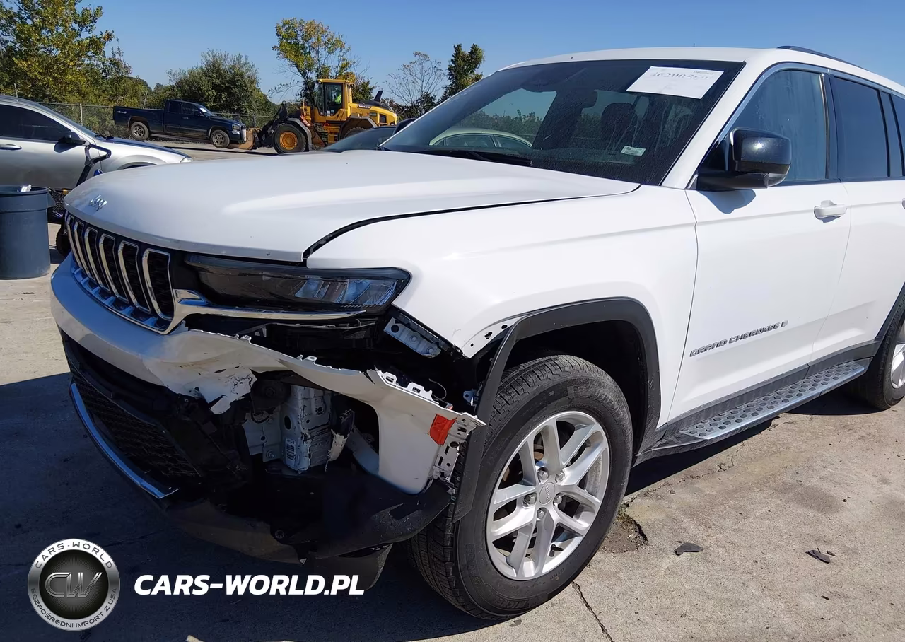 2024 Jeep Grand Cherokee Laredo X 4X4 VIN:1C4RJHAGXR8593282 - 6