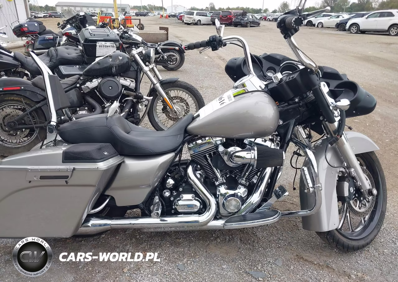 2009 Harley-Davidson Flhx VIN:1HD1KB4149Y672332 - 11