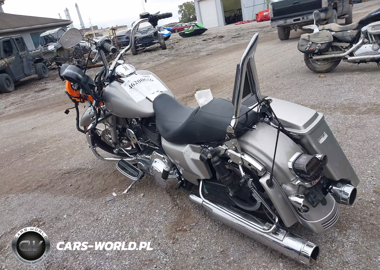 2009 Harley-Davidson Flhx VIN:1HD1KB4149Y672332 - 3