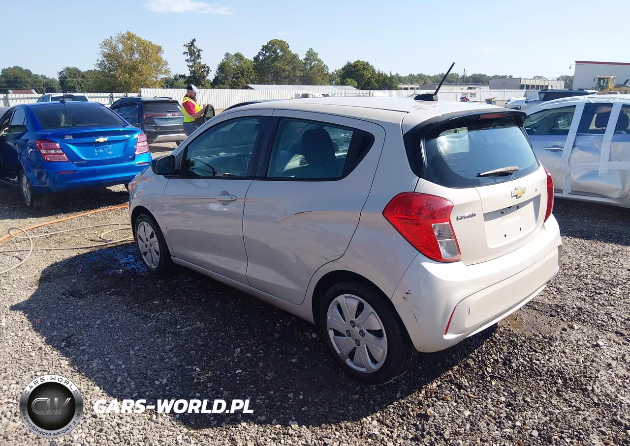 2017 Chevrolet Spark Ls Cvt VIN:KL8CB6SA8HC745677 - 3