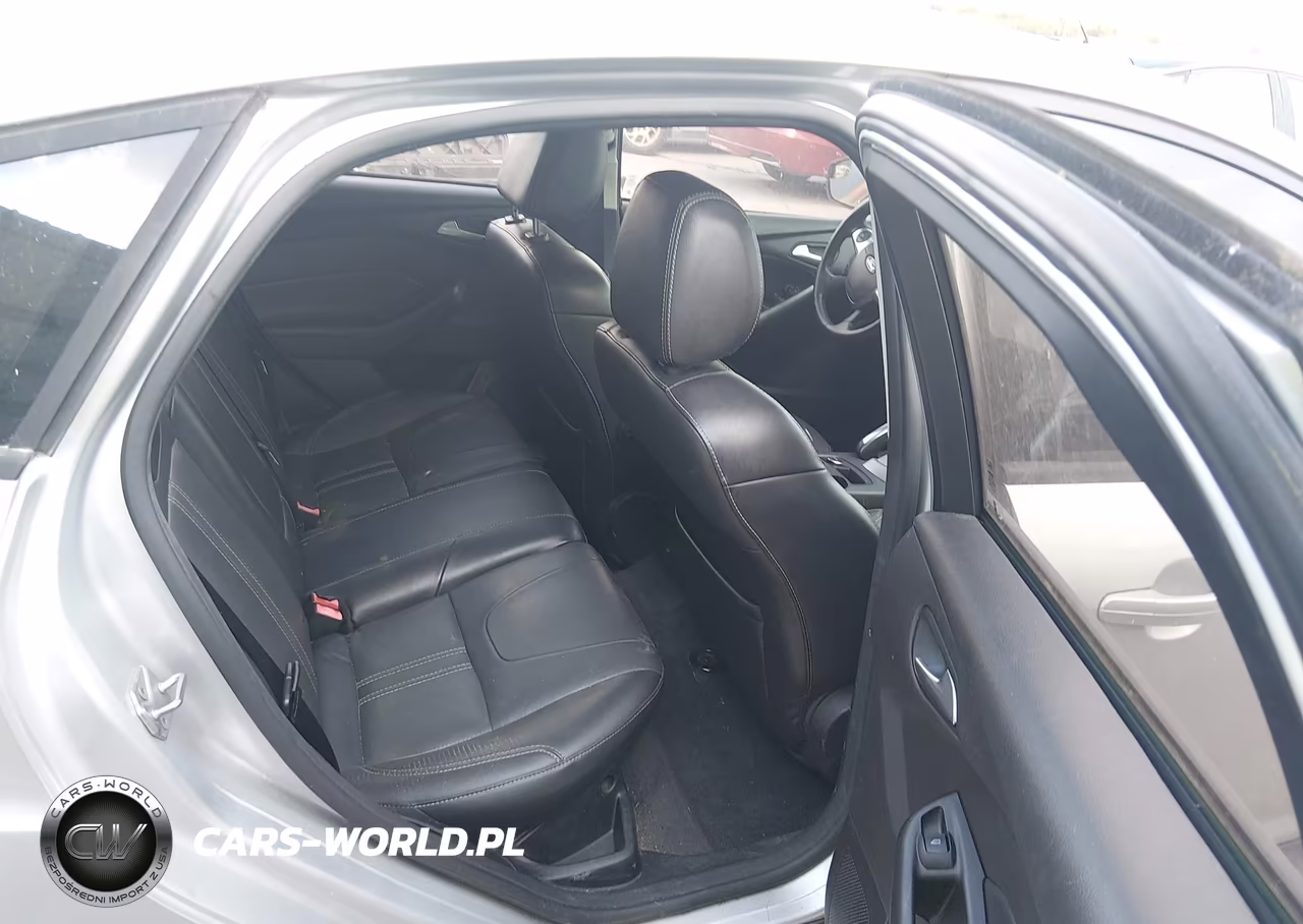 2014 Ford Focus Se VIN:1FADP3K29EL174951 - 8