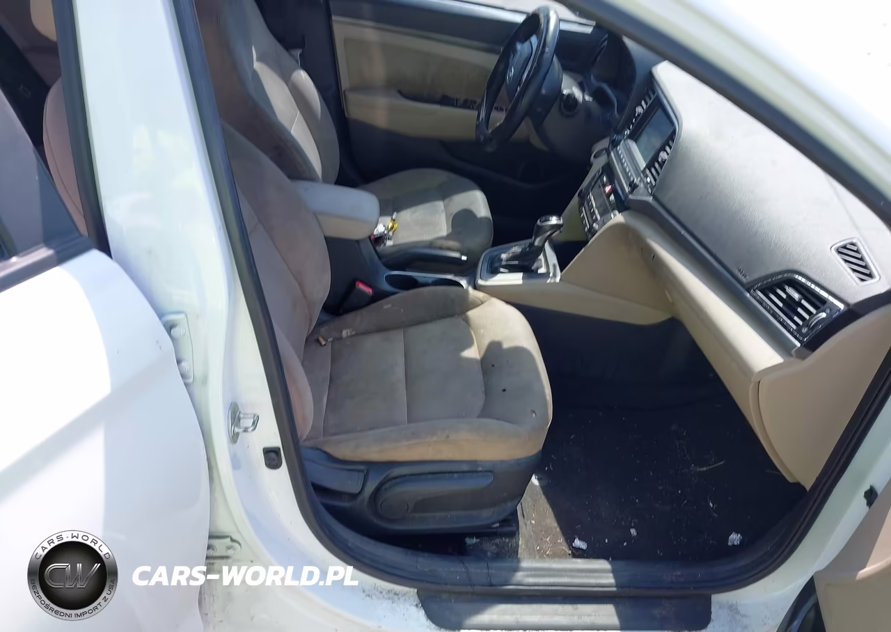 2017 Hyundai Elantra Value Edition VIN:5NPD84LF4HH191356 - 5