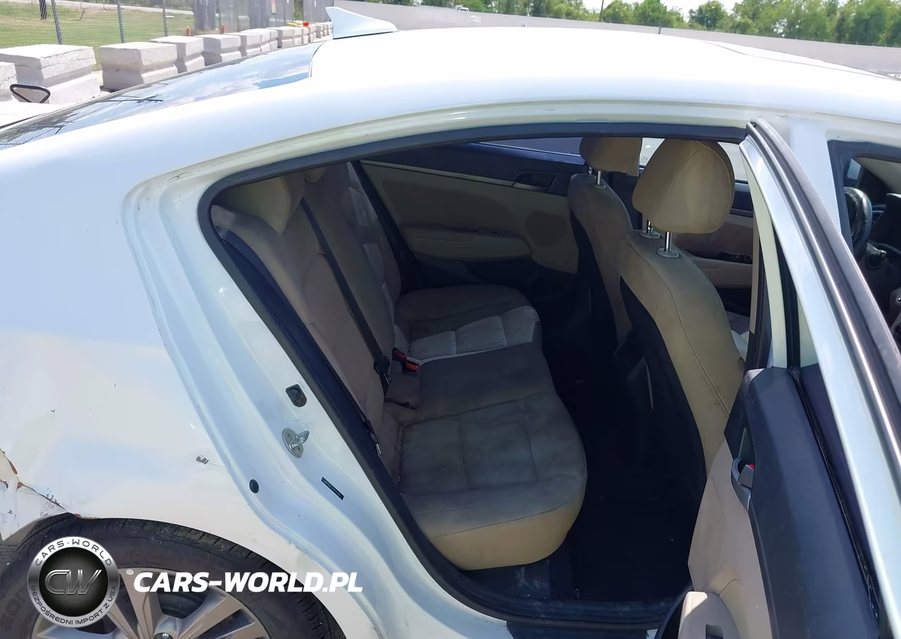 2017 Hyundai Elantra Value Edition VIN:5NPD84LF4HH191356 - 8