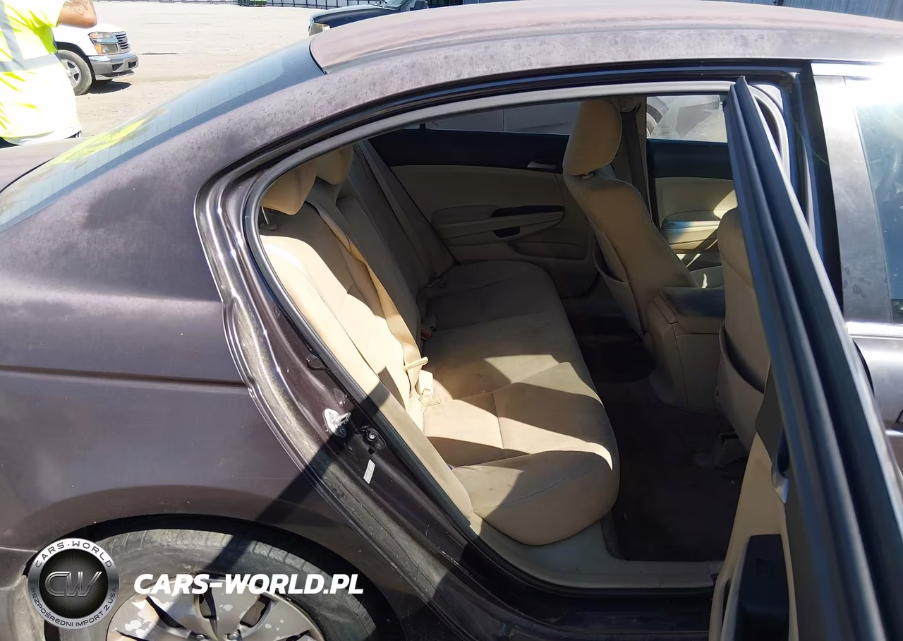 2011 Honda Accord Sdn Lx VIN:1HGCP2F34BA100218 - 8