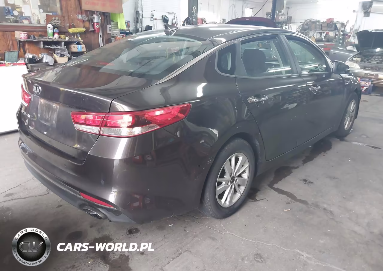 2018 Kia Optima Lx VIN:KNAGT4L37J5234737 - 4